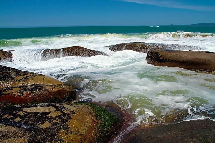 Zajazd Pousada Oceanas Frente Mar Estaleiro Balneário Camboriú Brazylia